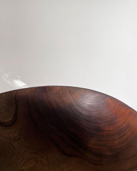 Load image into Gallery viewer, Dark Zelkova Wood Wavy Edge Bowl