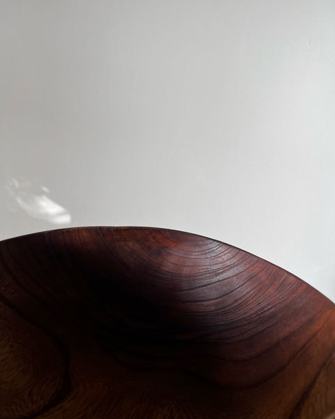 Load image into Gallery viewer, Dark Zelkova Wood Wavy Edge Bowl