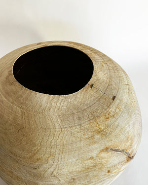 Raw Korean Oak Large-Scale Jellyfish Vessel