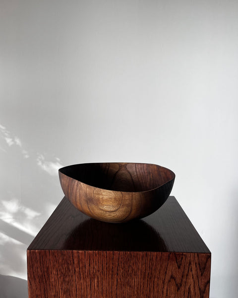 Load image into Gallery viewer, Dark Zelkova Wood Wavy Edge Bowl
