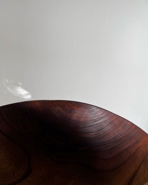 Load image into Gallery viewer, Dark Zelkova Wood Wavy Edge Bowl
